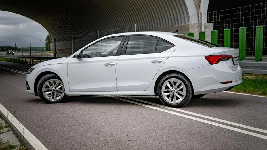SKODA Octavia -