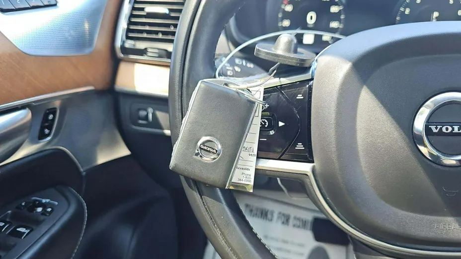 VOLVO XC90 -