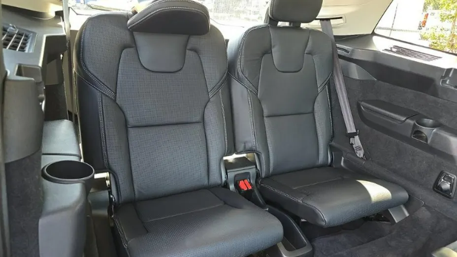 VOLVO XC90 -