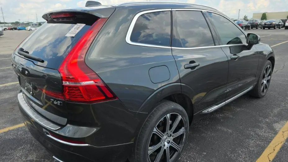 VOLVO XC60 -