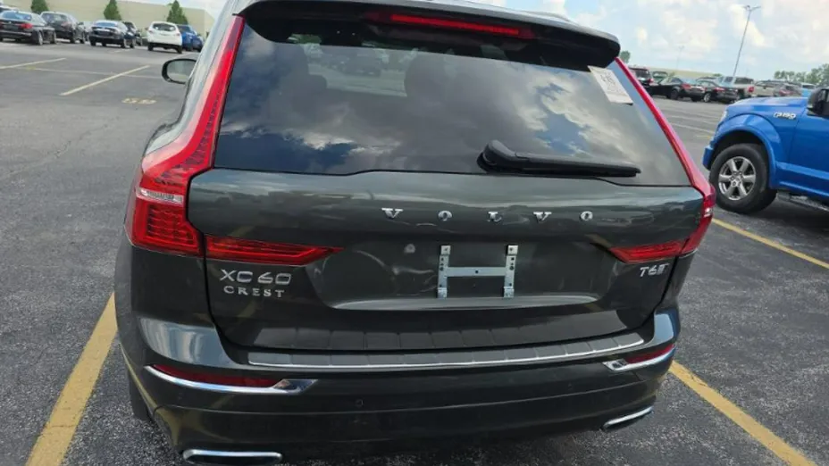 VOLVO XC60 -