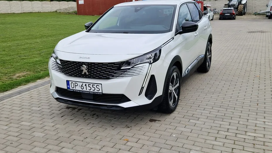 PEUGEOT 3008 -