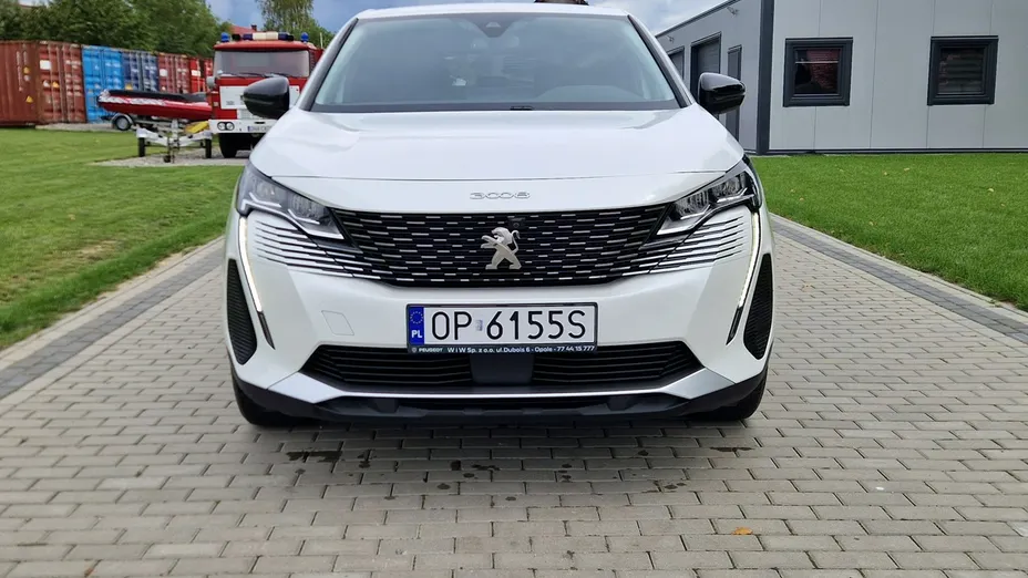 PEUGEOT 3008 -