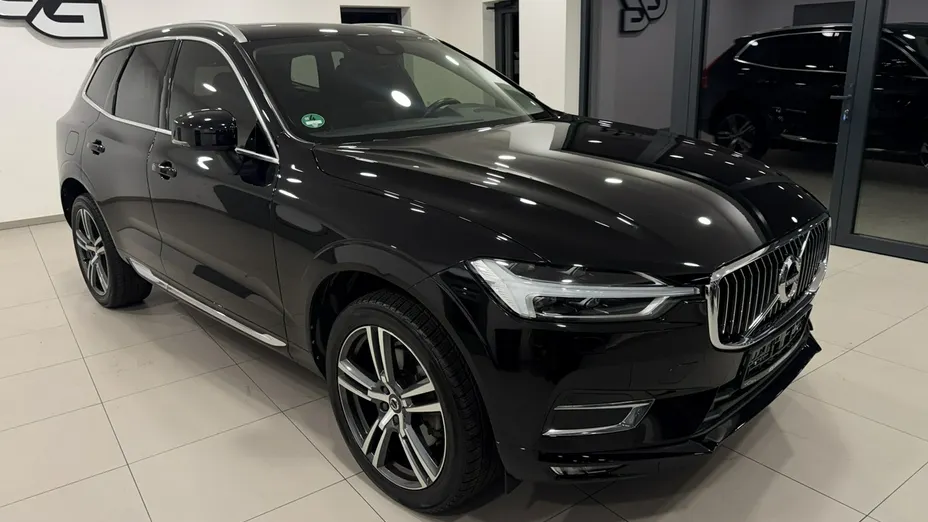 VOLVO XC60 -