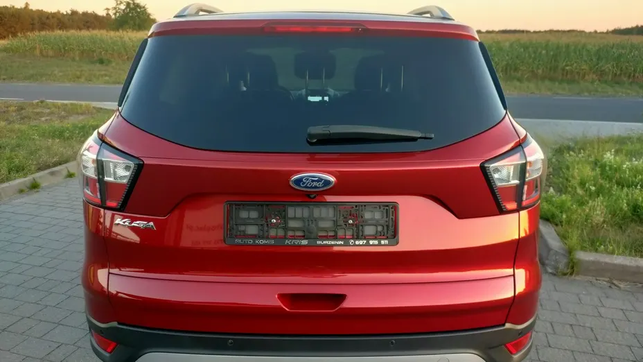 FORD Kuga -