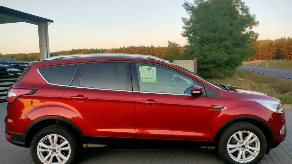 FORD Kuga -