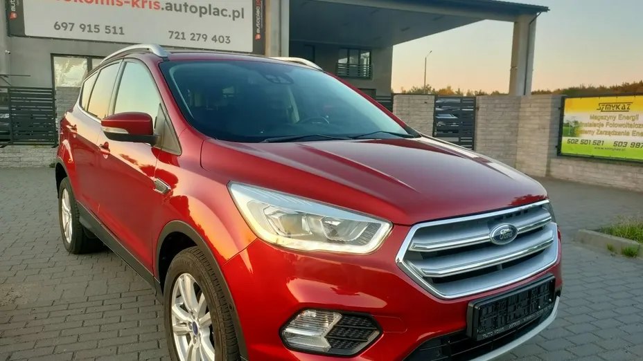 FORD Kuga -