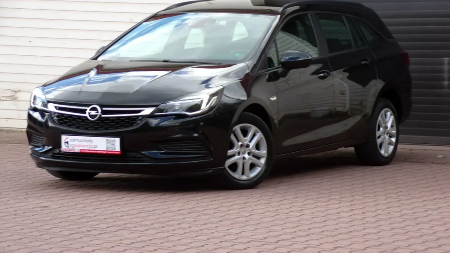 OPEL Astra -