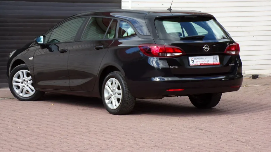 OPEL Astra -
