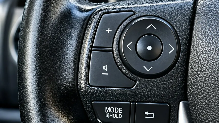TOYOTA Auris -