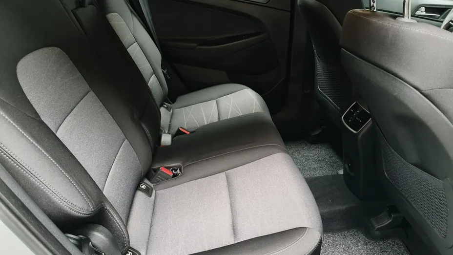 HYUNDAI Tucson -