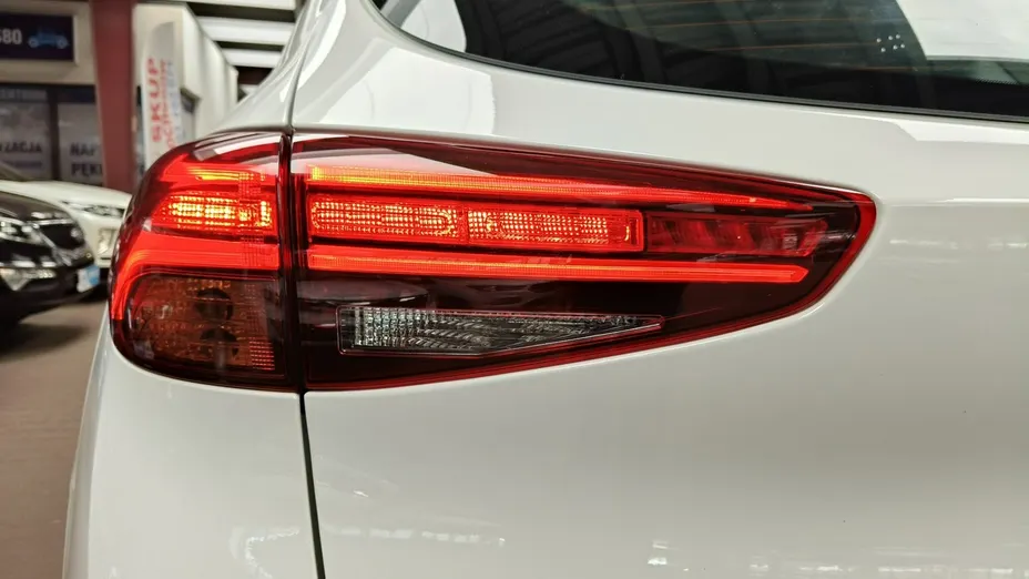 HYUNDAI Tucson -