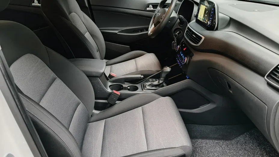 HYUNDAI Tucson -