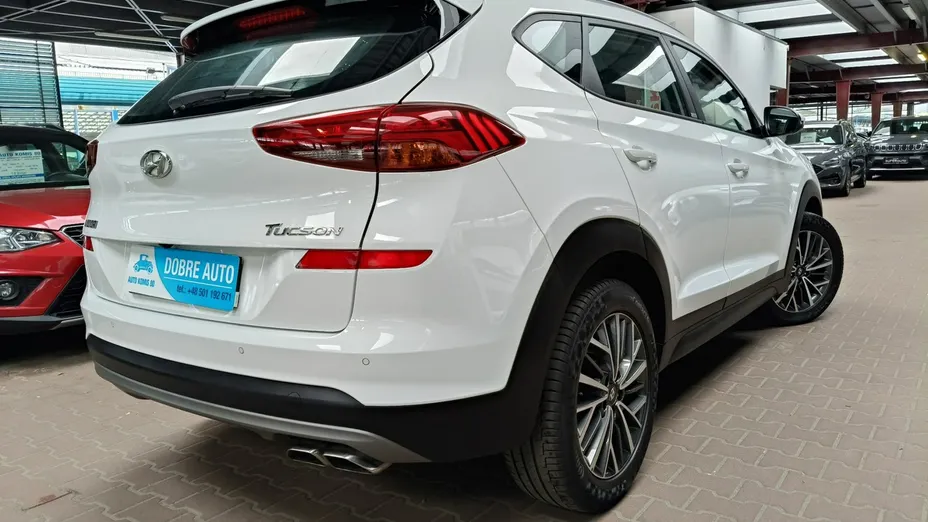 HYUNDAI Tucson -