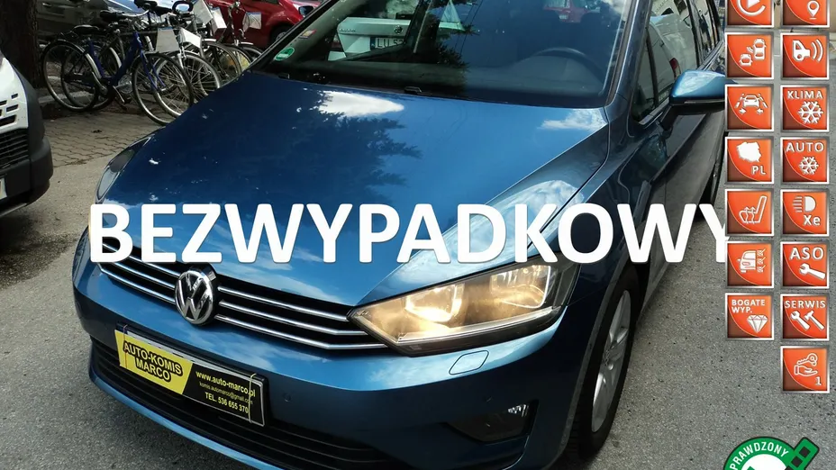 VOLKSWAGEN Golf Sportsvan -