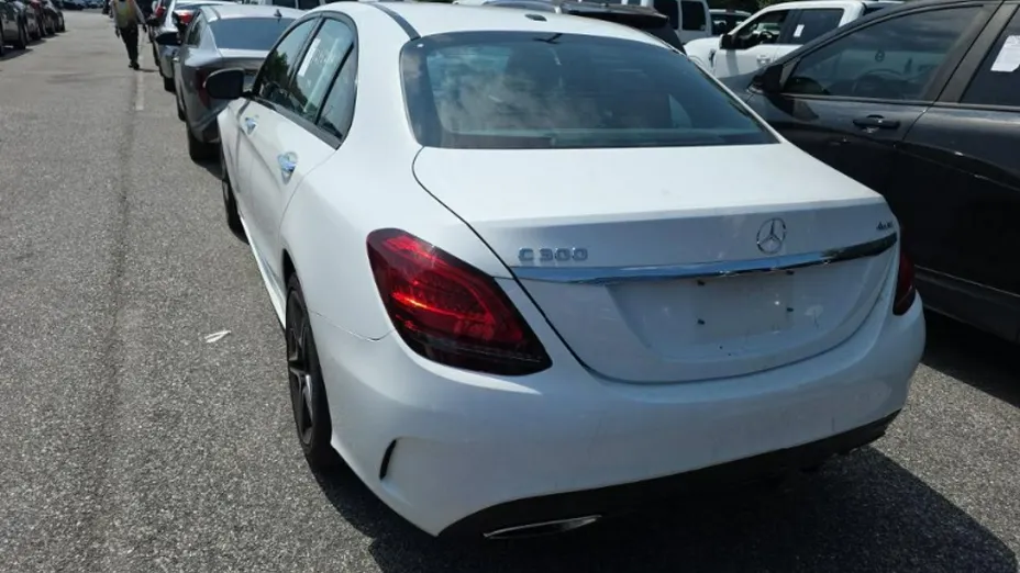 MERCEDES-BENZ C Klasa -