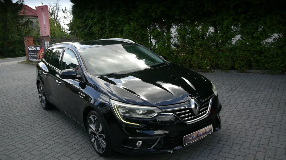 RENAULT Megane -