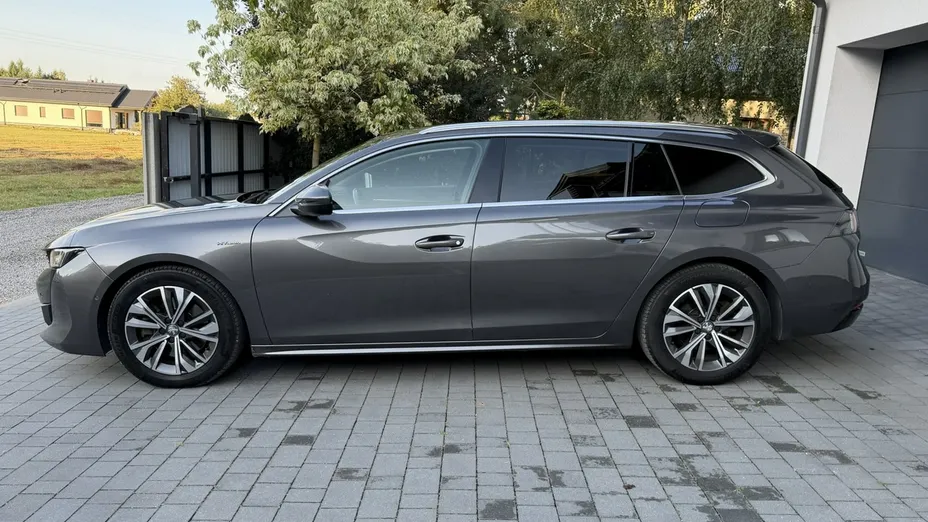 PEUGEOT 508 -
