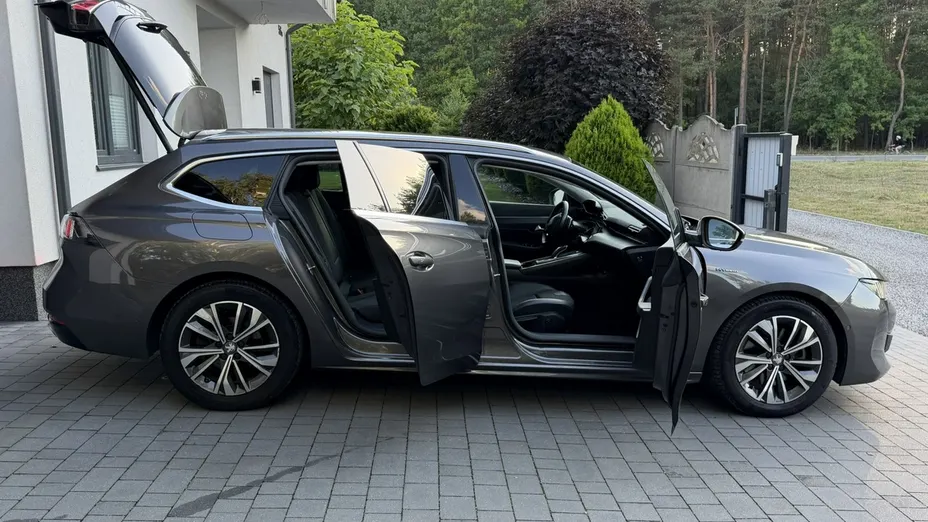 PEUGEOT 508 -