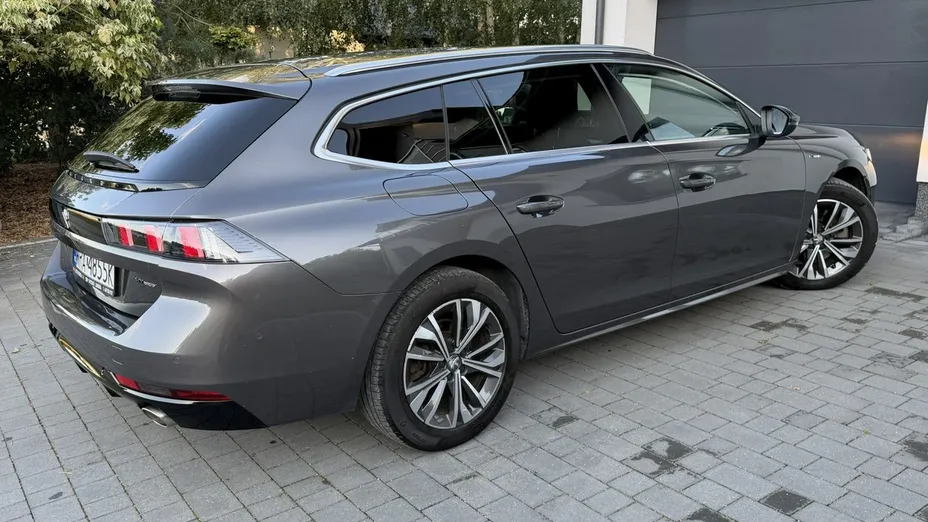 PEUGEOT 508 -