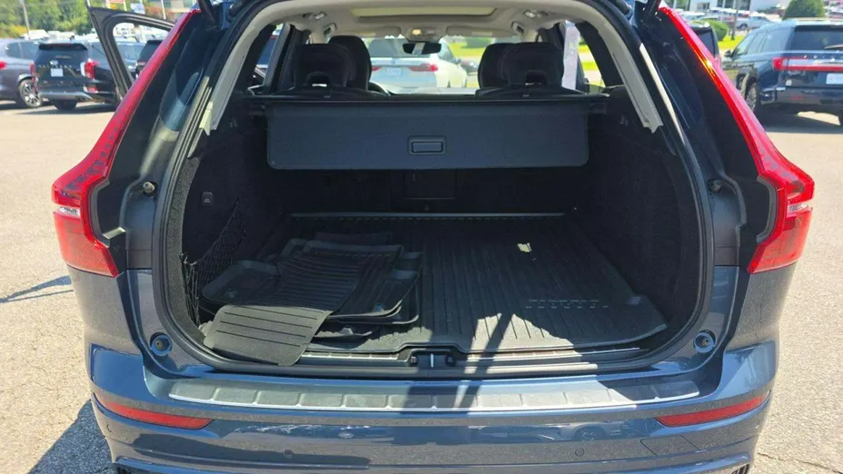 VOLVO XC60 -