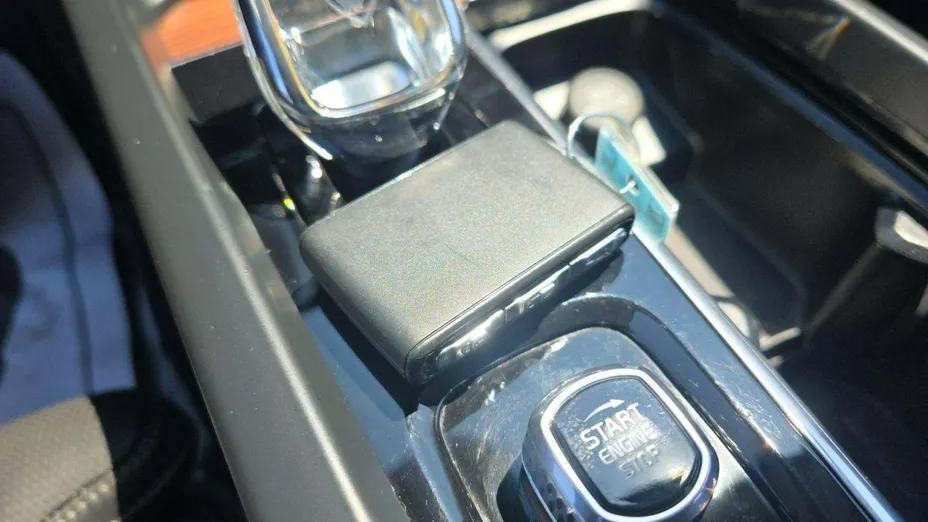 VOLVO XC60 -