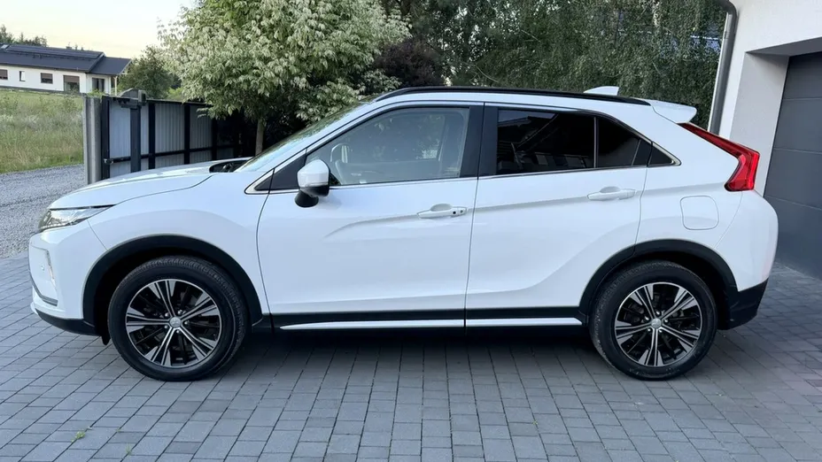 MITSUBISHI Eclipse Cross -