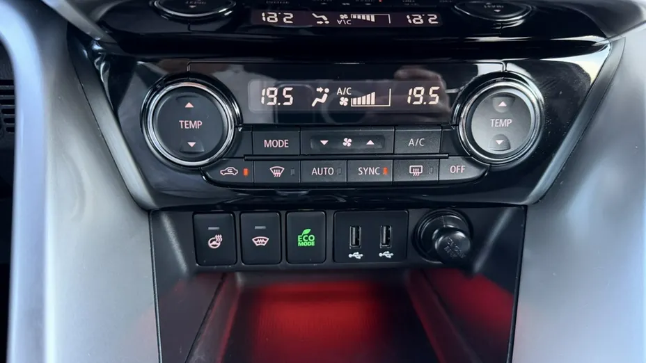 MITSUBISHI Eclipse Cross -