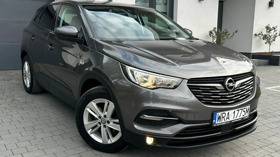 OPEL Grandland X -