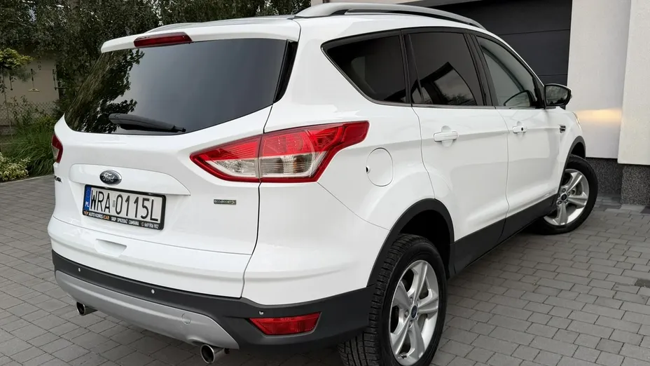 FORD Kuga -