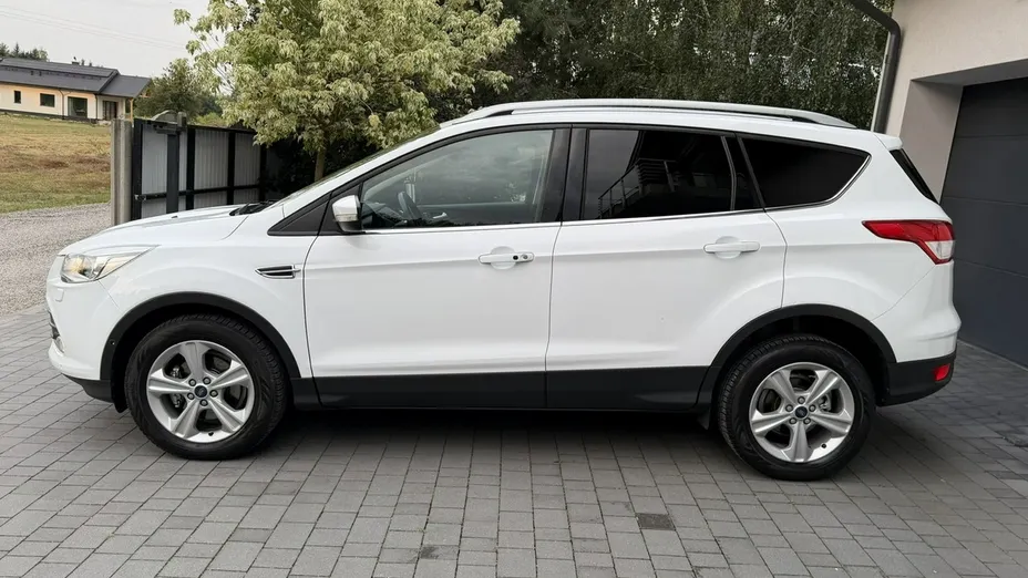 FORD Kuga -