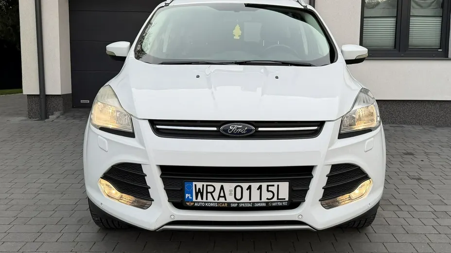 FORD Kuga -