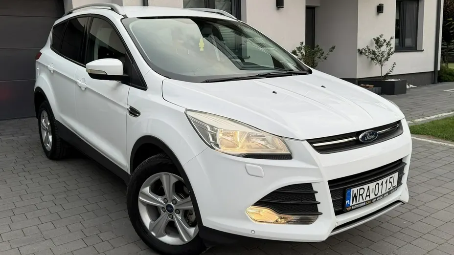 FORD Kuga -