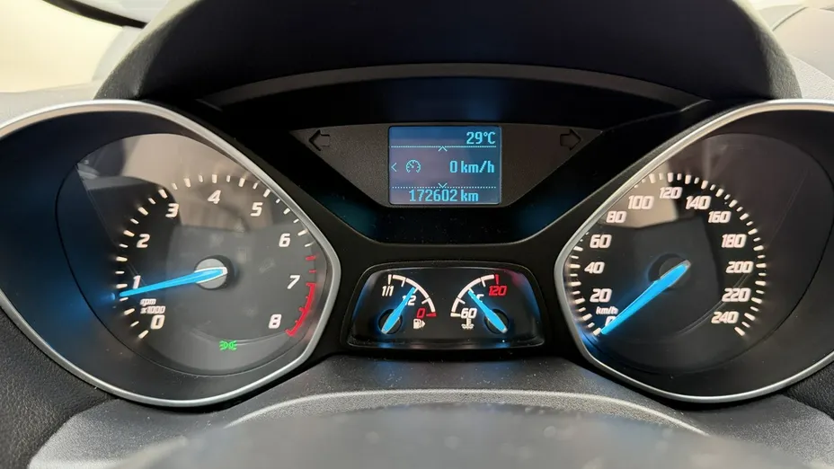 FORD Kuga -