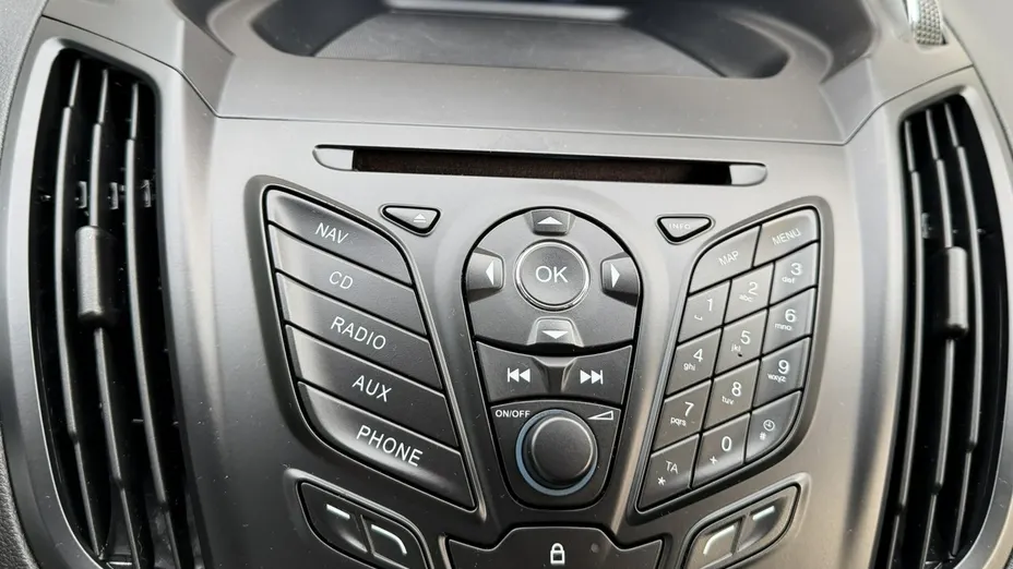 FORD Kuga -