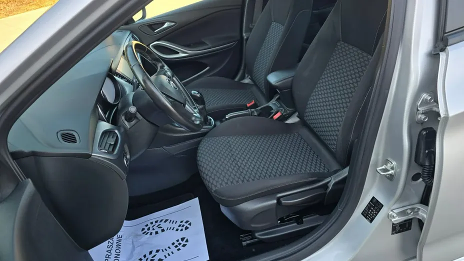 OPEL Astra -