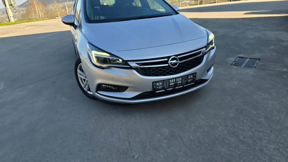 OPEL Astra -