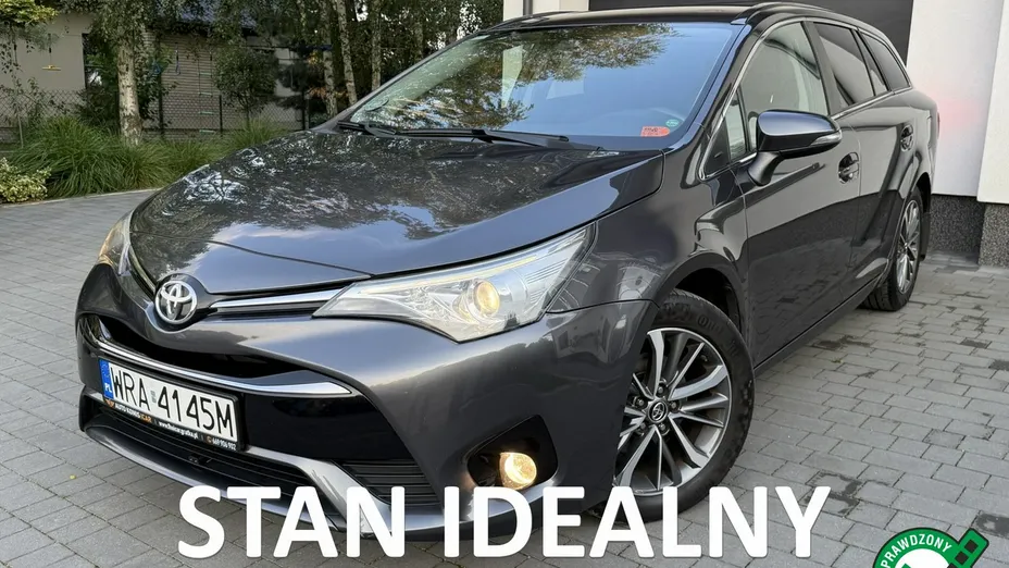 TOYOTA Avensis -