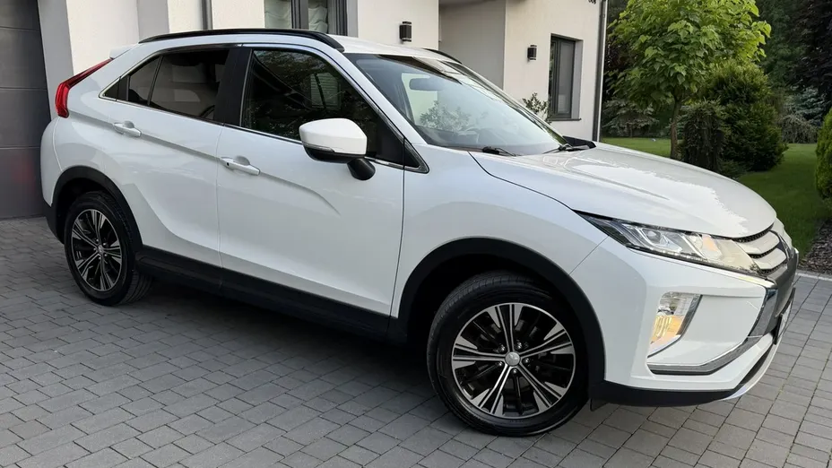 MITSUBISHI Eclipse Cross -