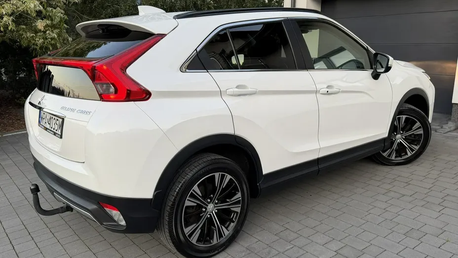 MITSUBISHI Eclipse Cross -