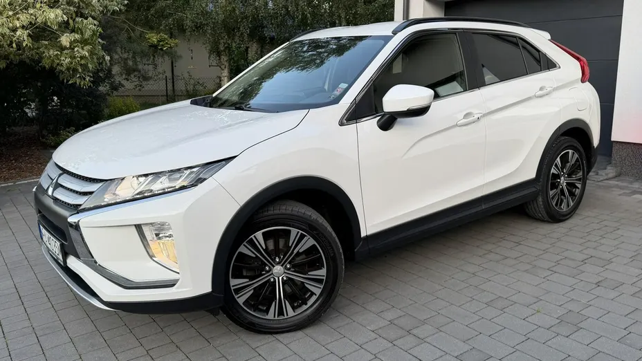 MITSUBISHI Eclipse Cross -