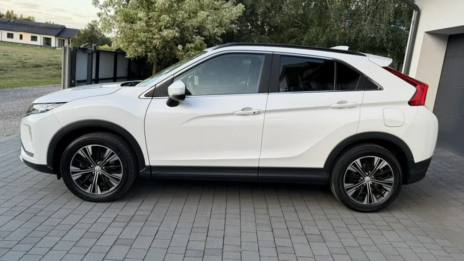 MITSUBISHI Eclipse Cross -