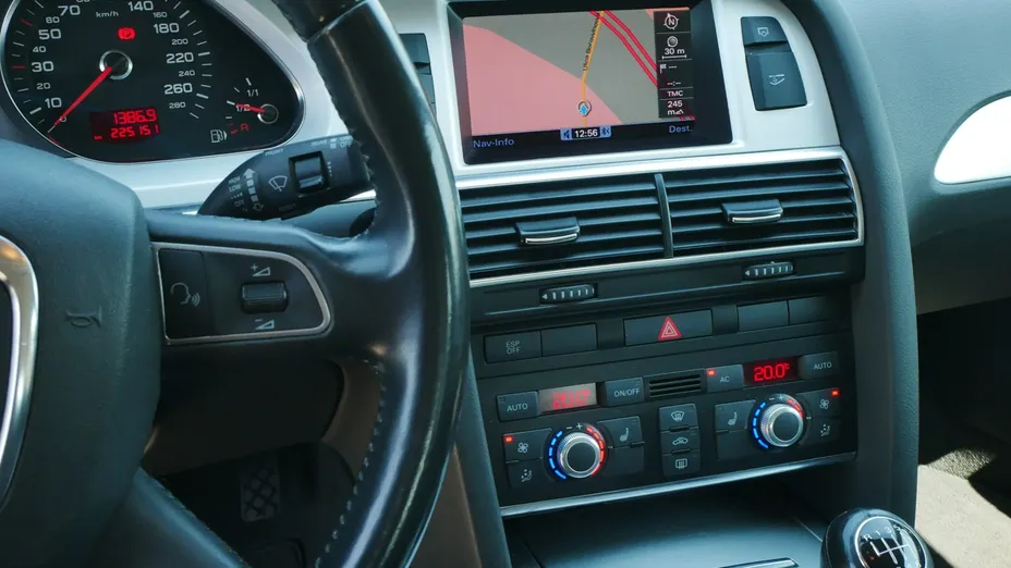AUDI A6 Avant -