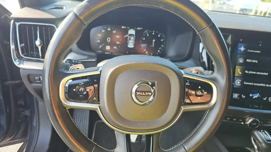 VOLVO S60 -