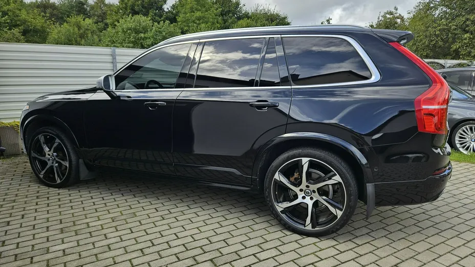 VOLVO XC90 -