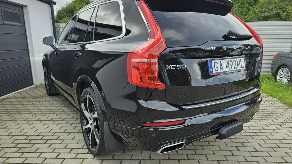VOLVO XC90 -