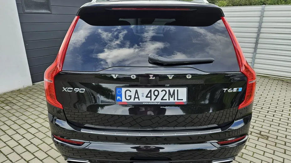 VOLVO XC90 -