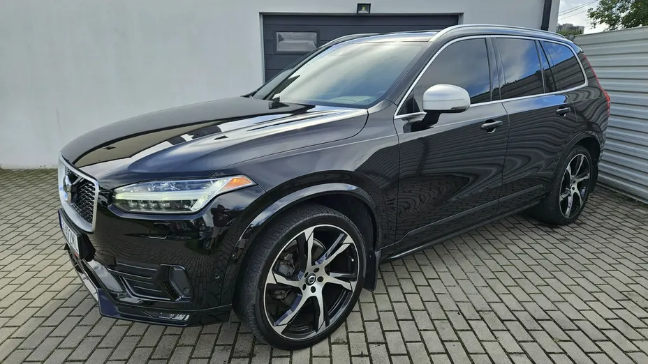 VOLVO XC90 -