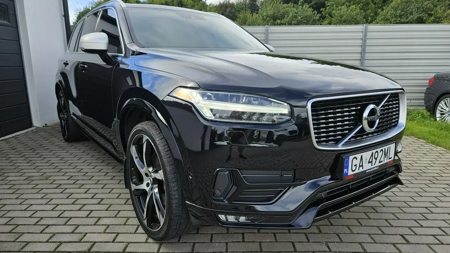 VOLVO XC90 -