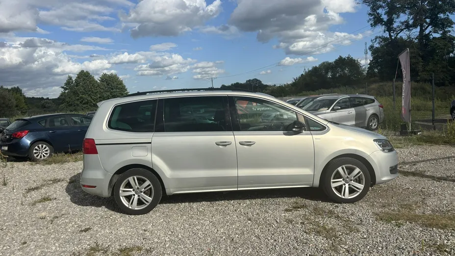 VOLKSWAGEN Sharan -